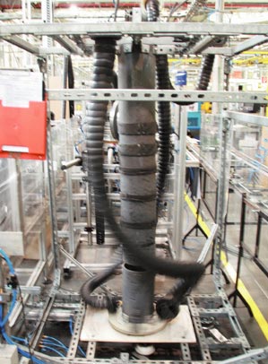 cable carrier on robot