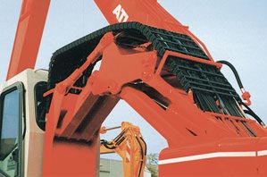 horizontal and vertical cable carriers