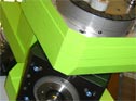 B-axis motor spindle cable carrier